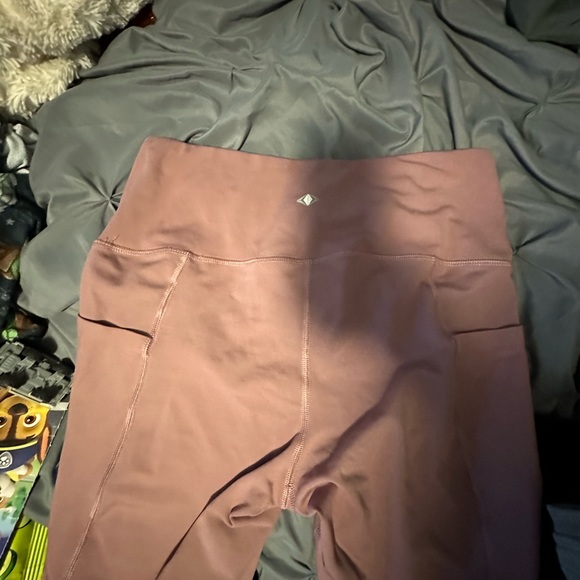 Mauve Leggings - Picture 4 of 4